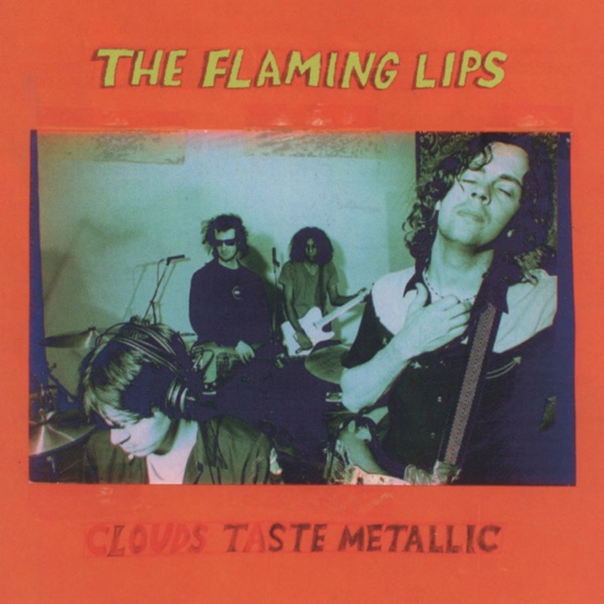 Clouds Taste Metallic by The Flaming Lips album cover