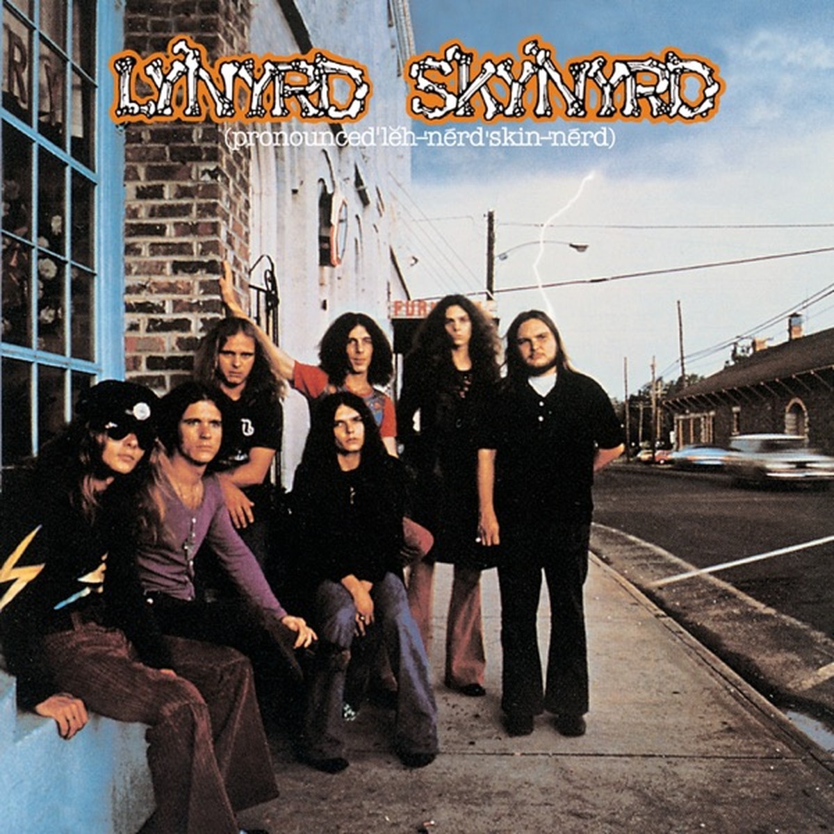 (Pronounced 'Lĕh-'nérd 'Skin-'nérd) by Lynyrd Skynyrd album cover