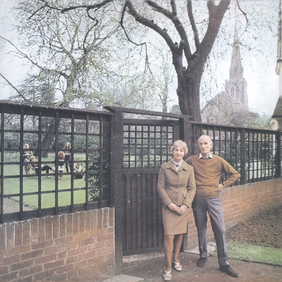Unhalfbricking by Fairport Convention album cover